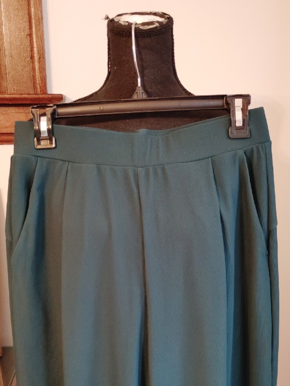 Halara Flex™ High Waisted Body Sculpt Waist-Slimming Pocket Wide Leg Micro Waff - Picture 4 of 7